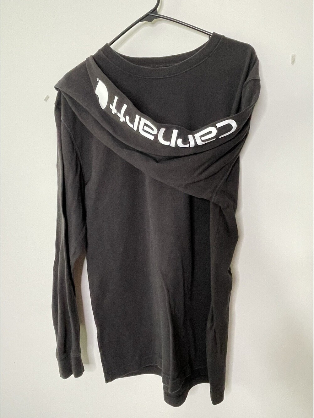 Black carhartt long sleeve shirt Medium